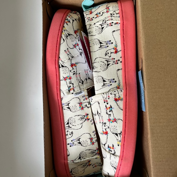 Y6 TOMS Alpargata Papersource Slip Ons - Picture 2 of 3